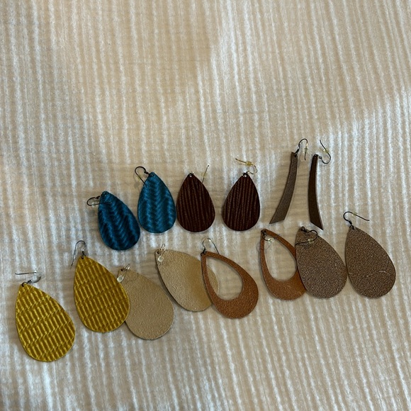 Bundle of 7 pairs of Nickel & Suede leather earrings - Picture 6 of 9